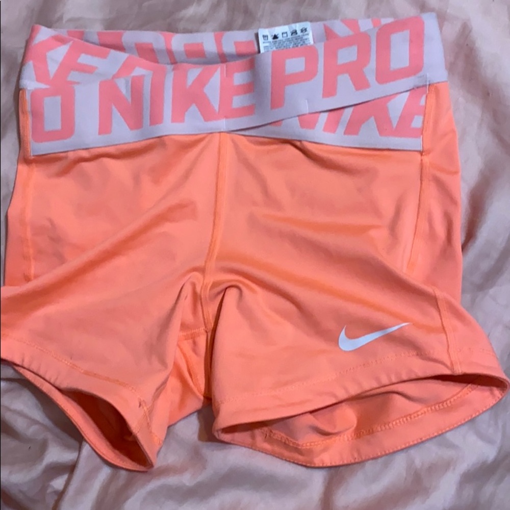 nike pros